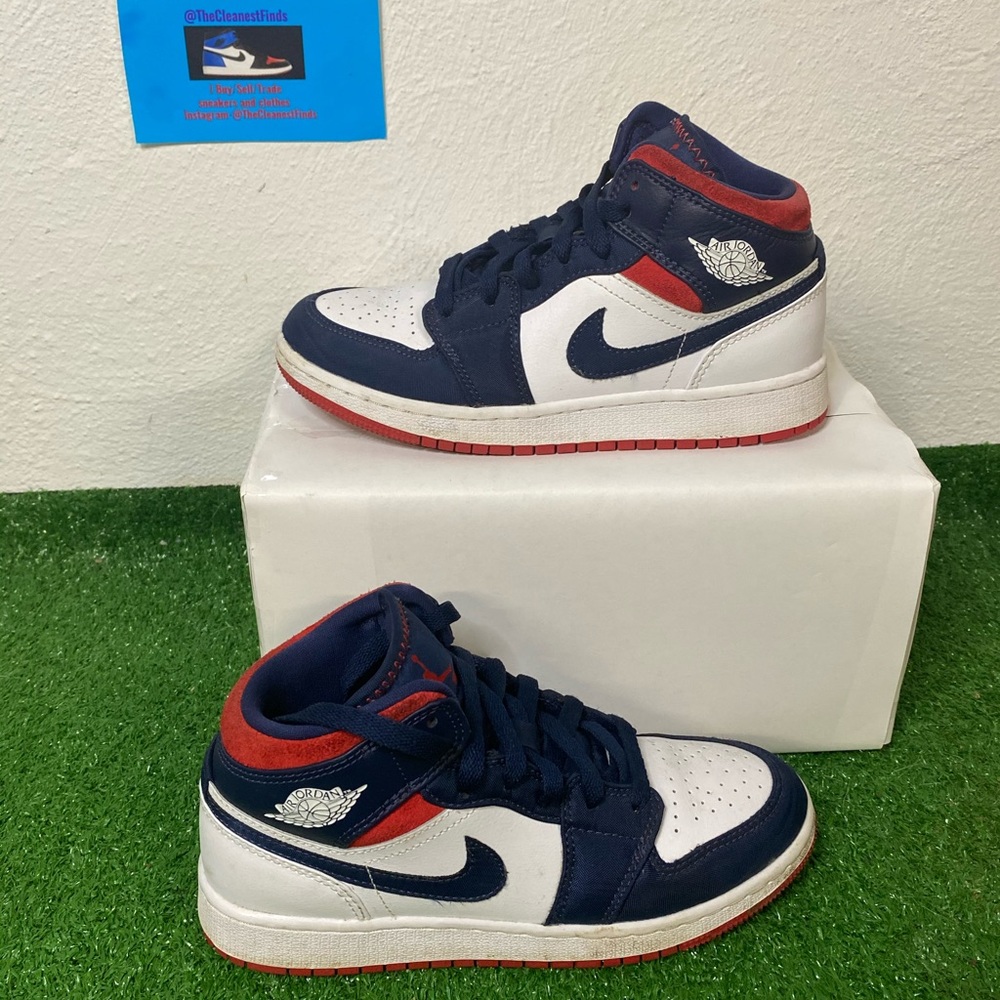 Nike Air Jordan 1 Mid SE